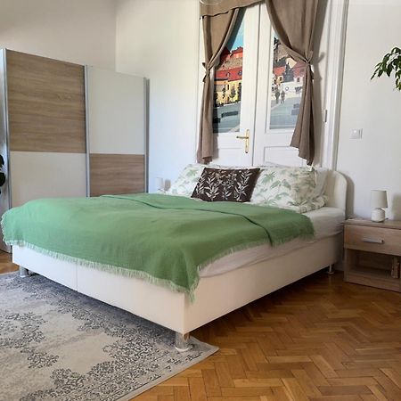 Forst-Haz Apartman Eger Eksteriør billede